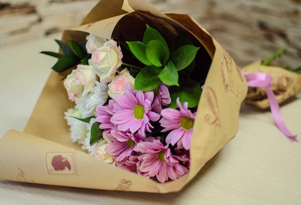 Букет цветов из: Розы и Хризантемы в Давыдково