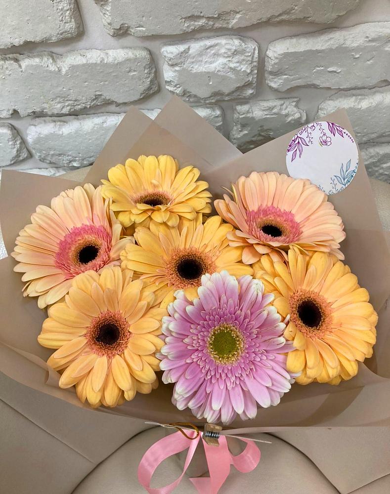 Букет цветов из: Герберы в Давыдково