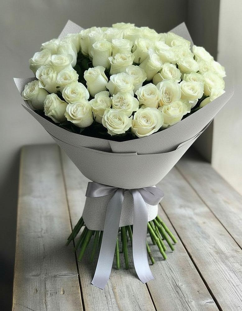Букет 35 Белых роз в Давыдково