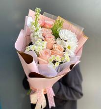 Букет цветов из:  Хризантемы и Розы в Давыдково