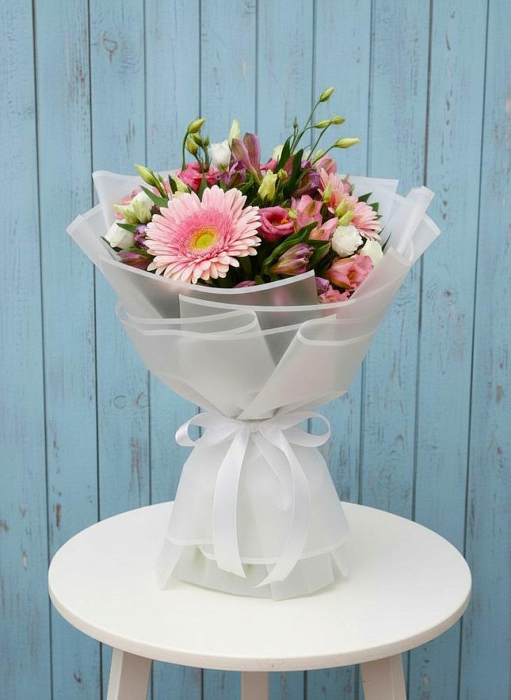 Букет цветов из: Герберы, Альстромерии и Лизиантусы в Давыдково