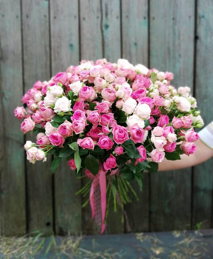 Букет Розовые кустовые розы Натали и Лав Лидия в Давыдково