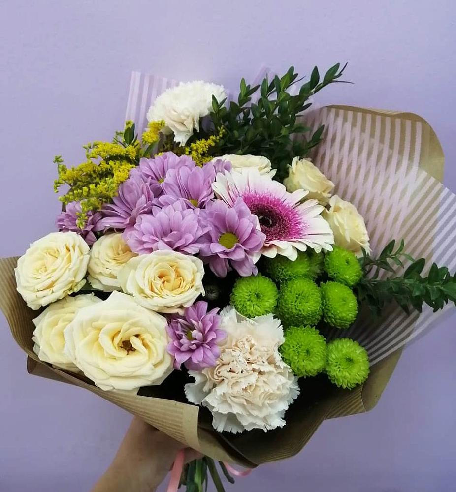 Букет цветов из: Хризантемы, Розы, Гвоздики и Герберы в Давыдково