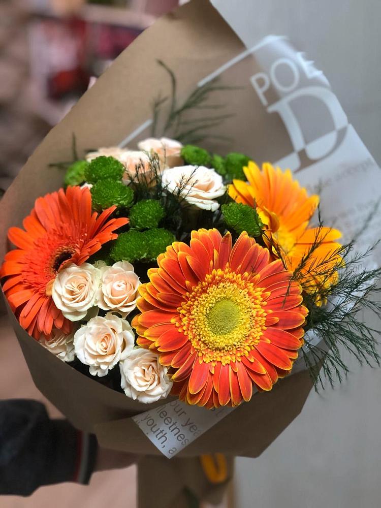 Букет цветов из: Герберы, Хризантемы и Розы в Давыдково