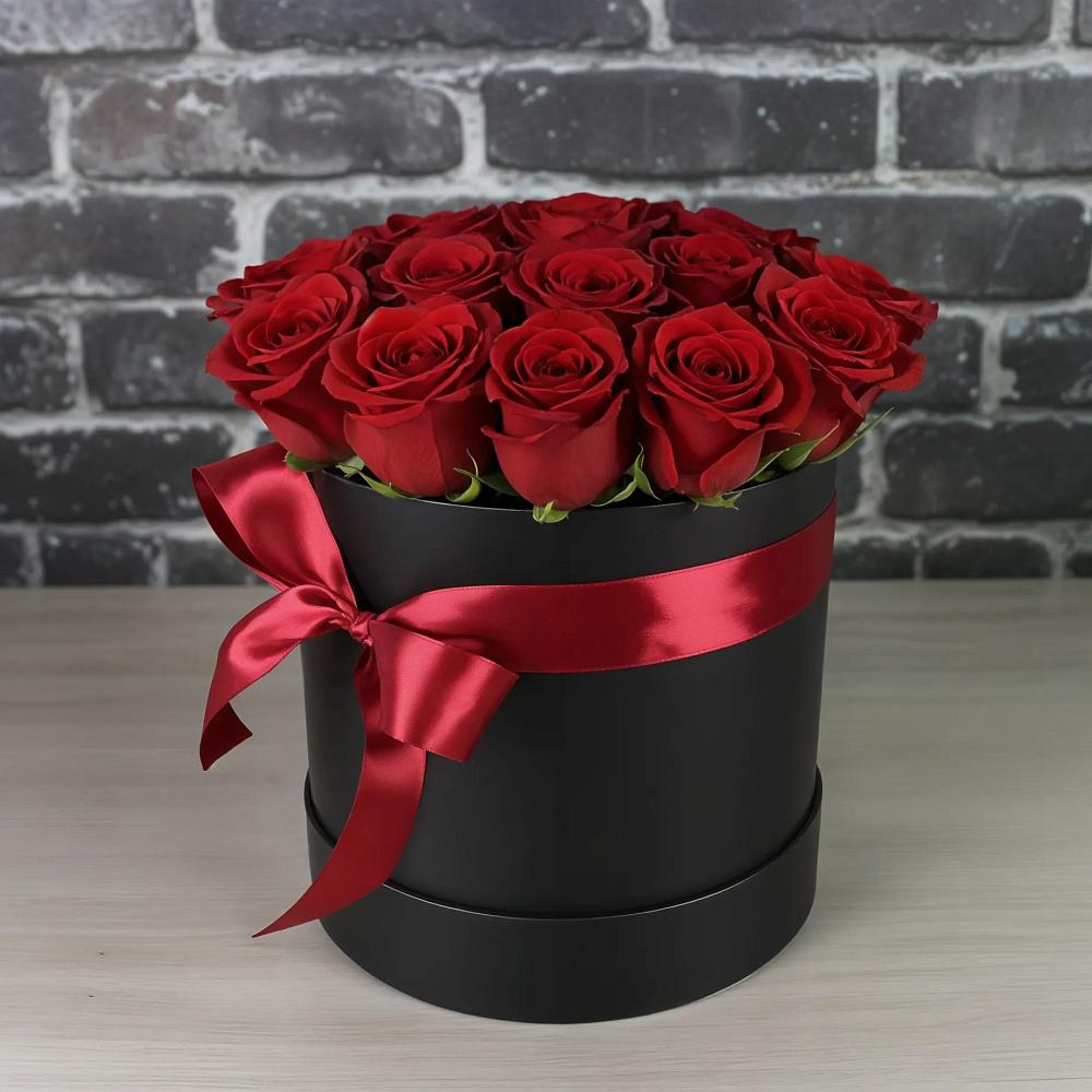 Цветочная композиция из Розы в шляпной коробке в Давыдково