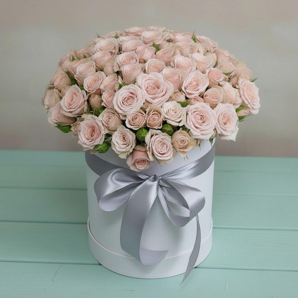 Цветочная композиция из Розы в шляпной коробке в Давыдково